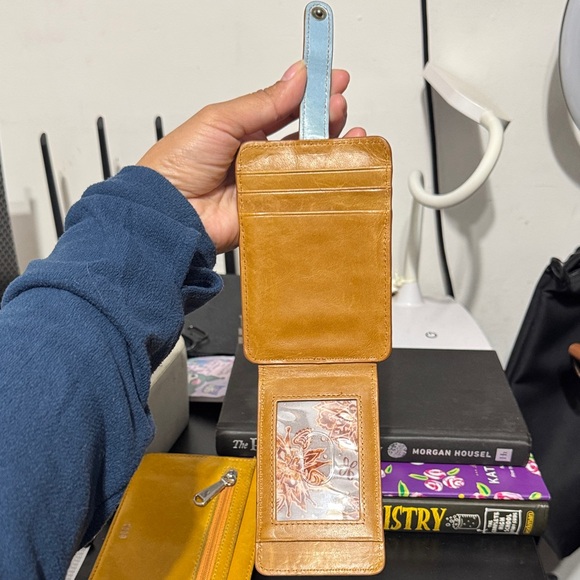 2 HOBO Mustard and Sky Leather Wallet - Picture 9 of 9